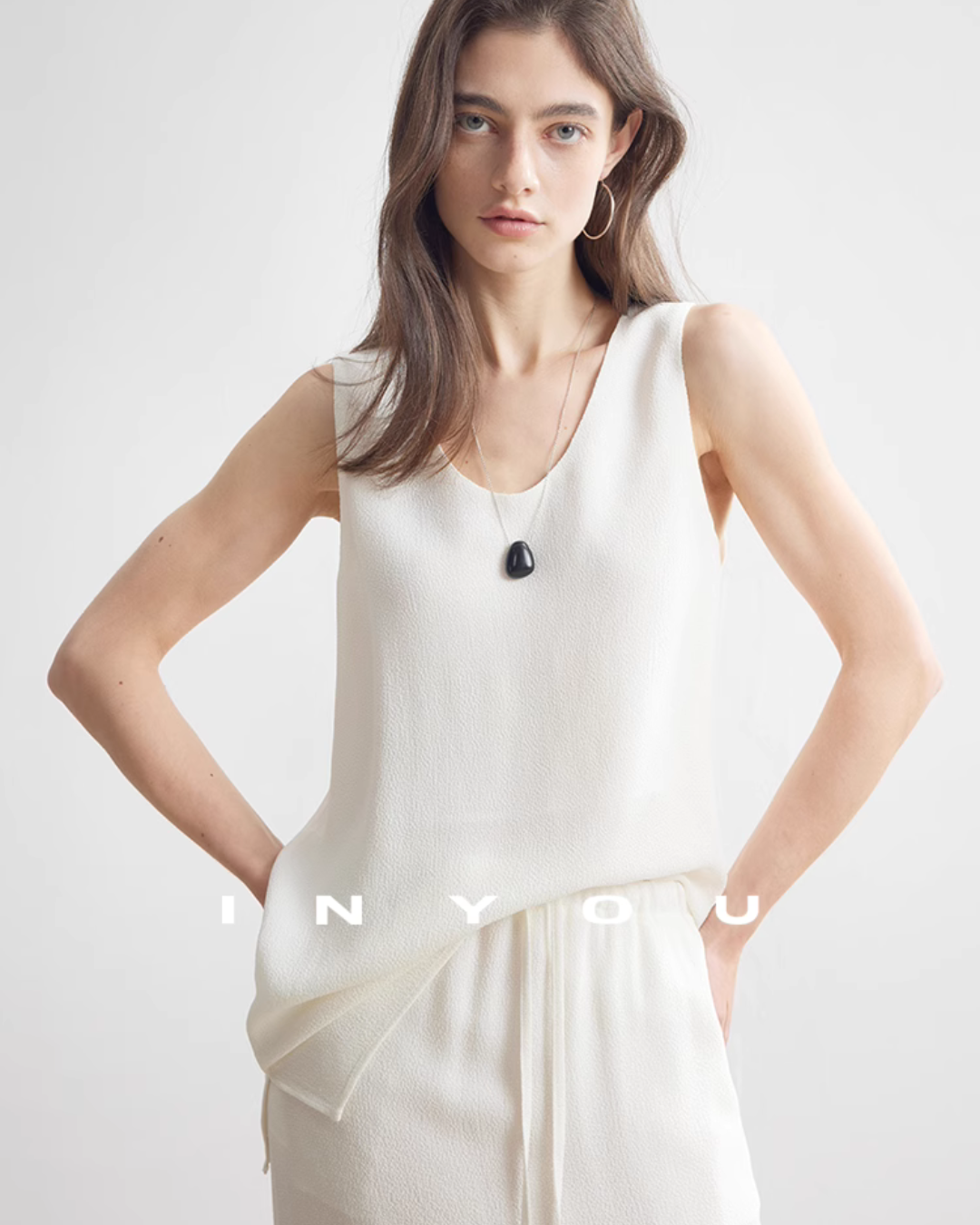 U-Neck Camisole Top / Loose Long Skirt IWY0011
