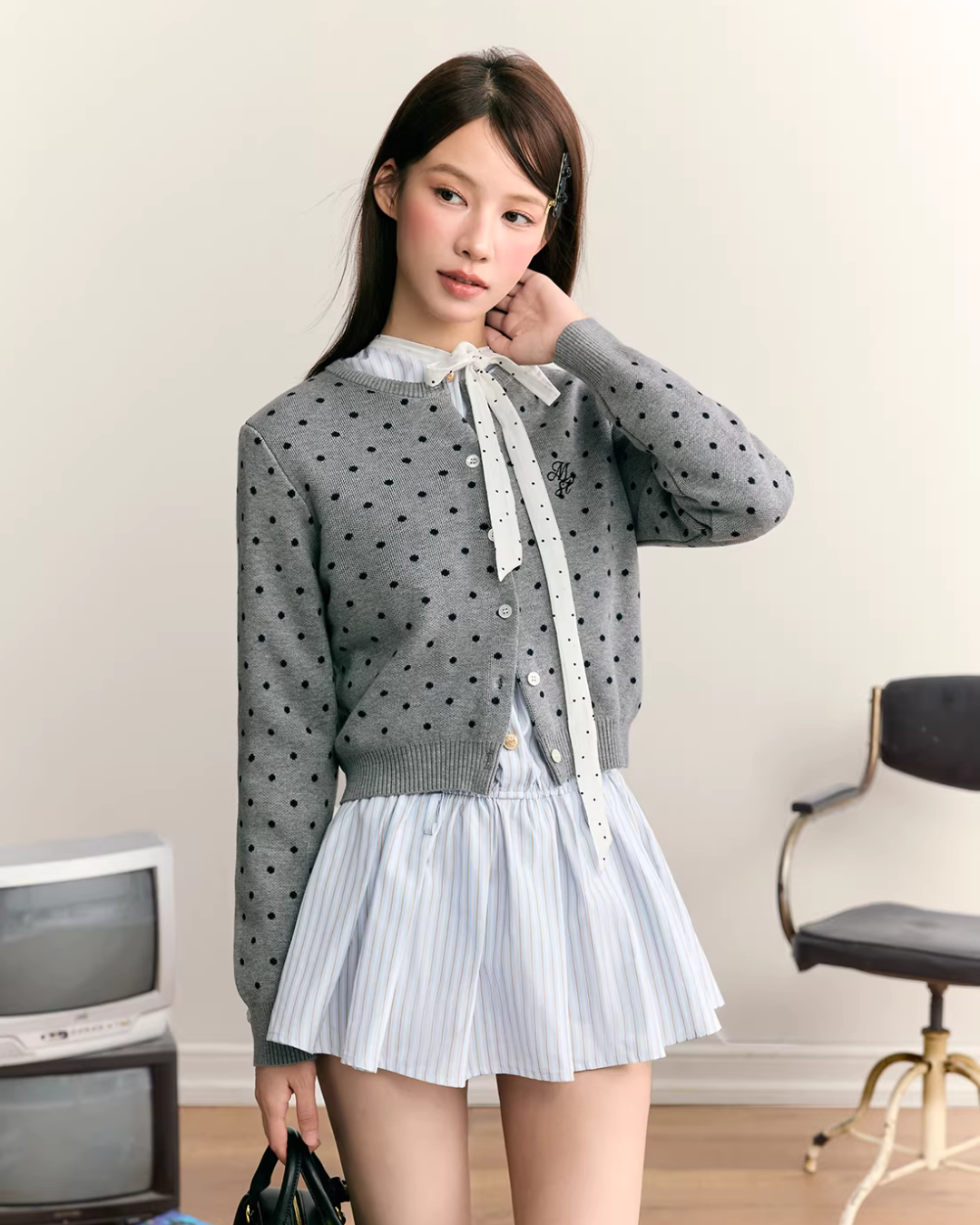 Polka Dot Round Neck Knit MST0003