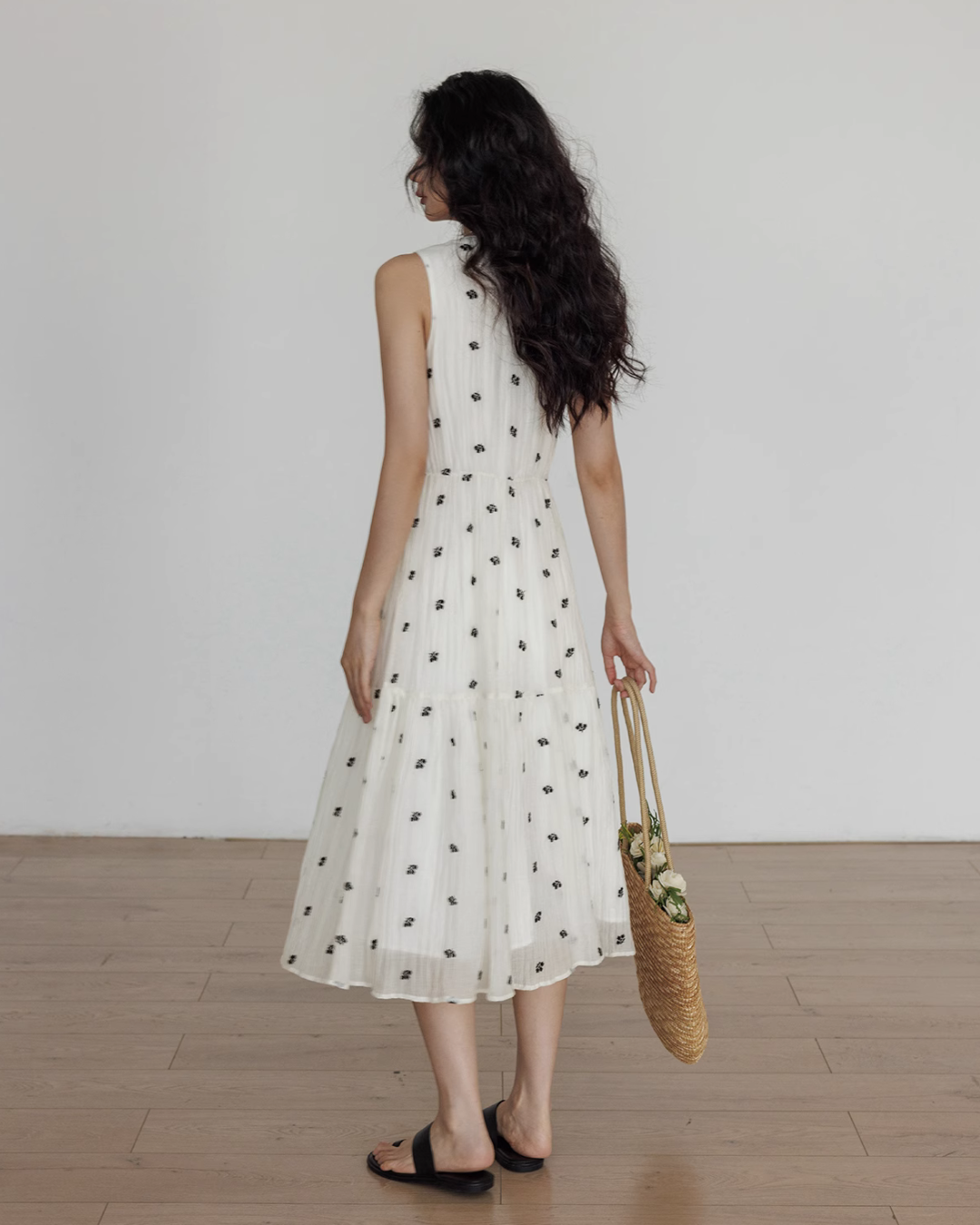 V-Neck Sleeveless Long Dress VAS0129