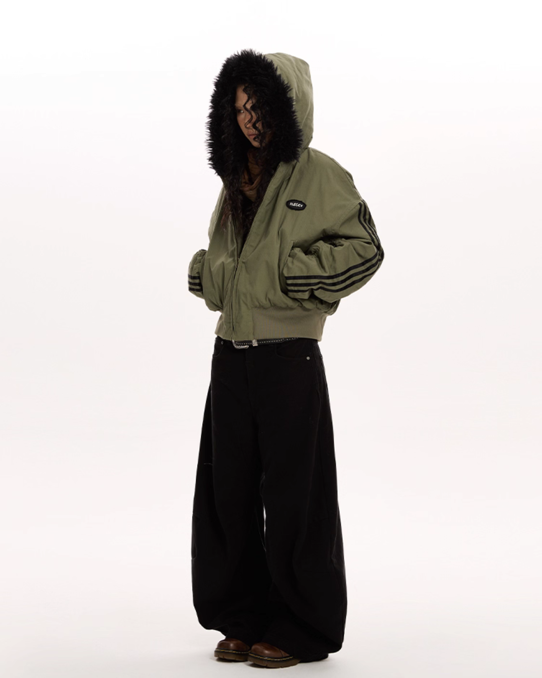 Curve Silhouette Wide Pants VAT0005