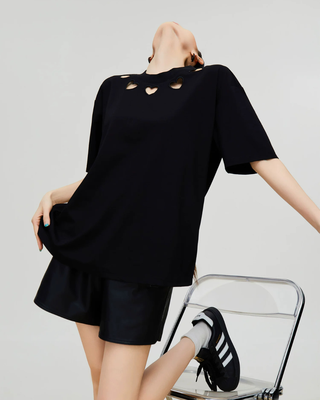 Heart Cutout Short Sleeve T-Shirt FER0316