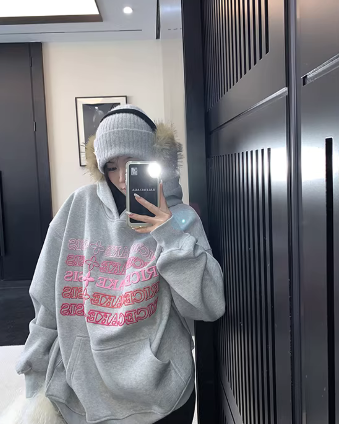 Embossed Logo Loose Hoodie YLS1024