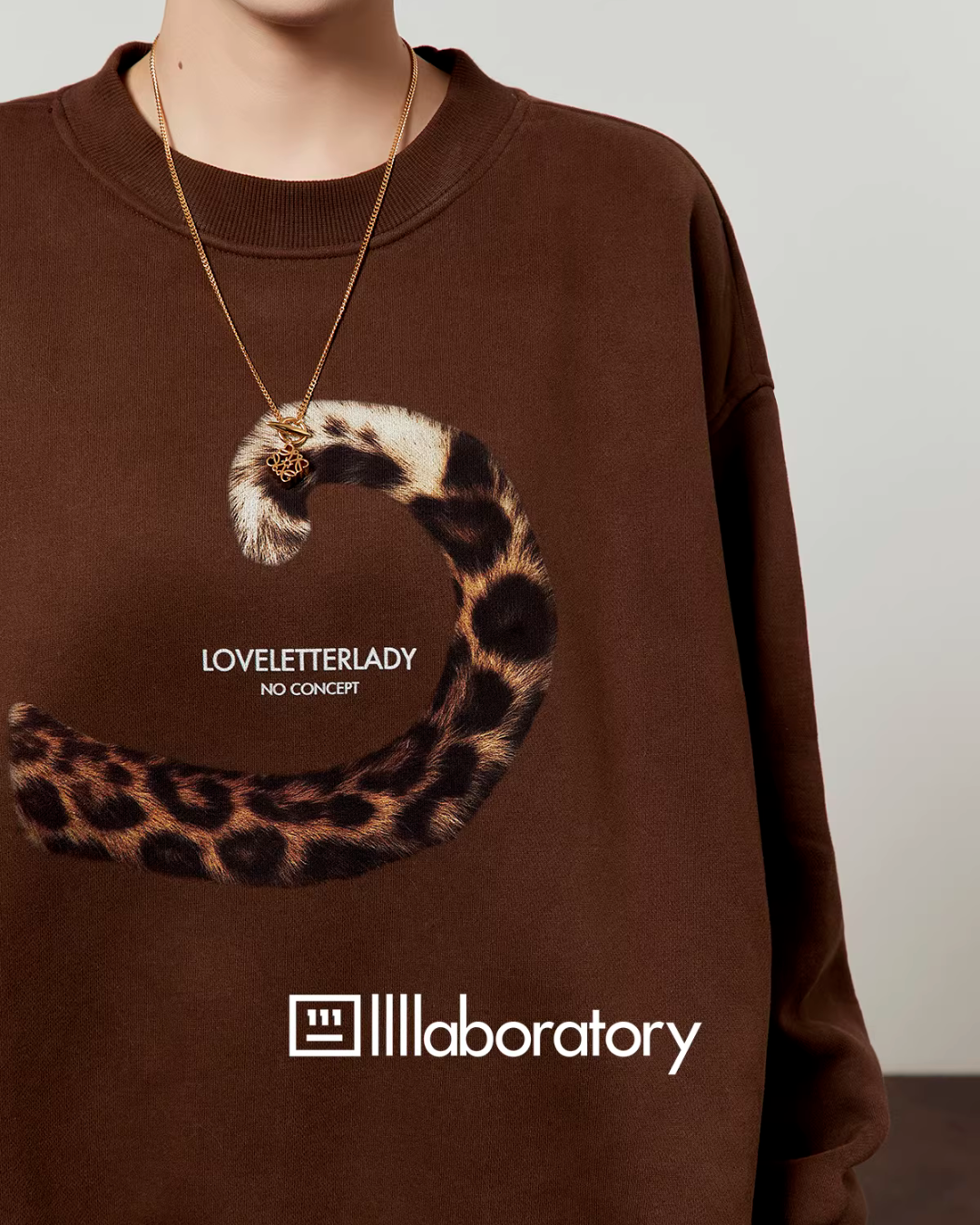 Tail Motif Sweatshirt / Leopard Print Mini Skirt LLA0621