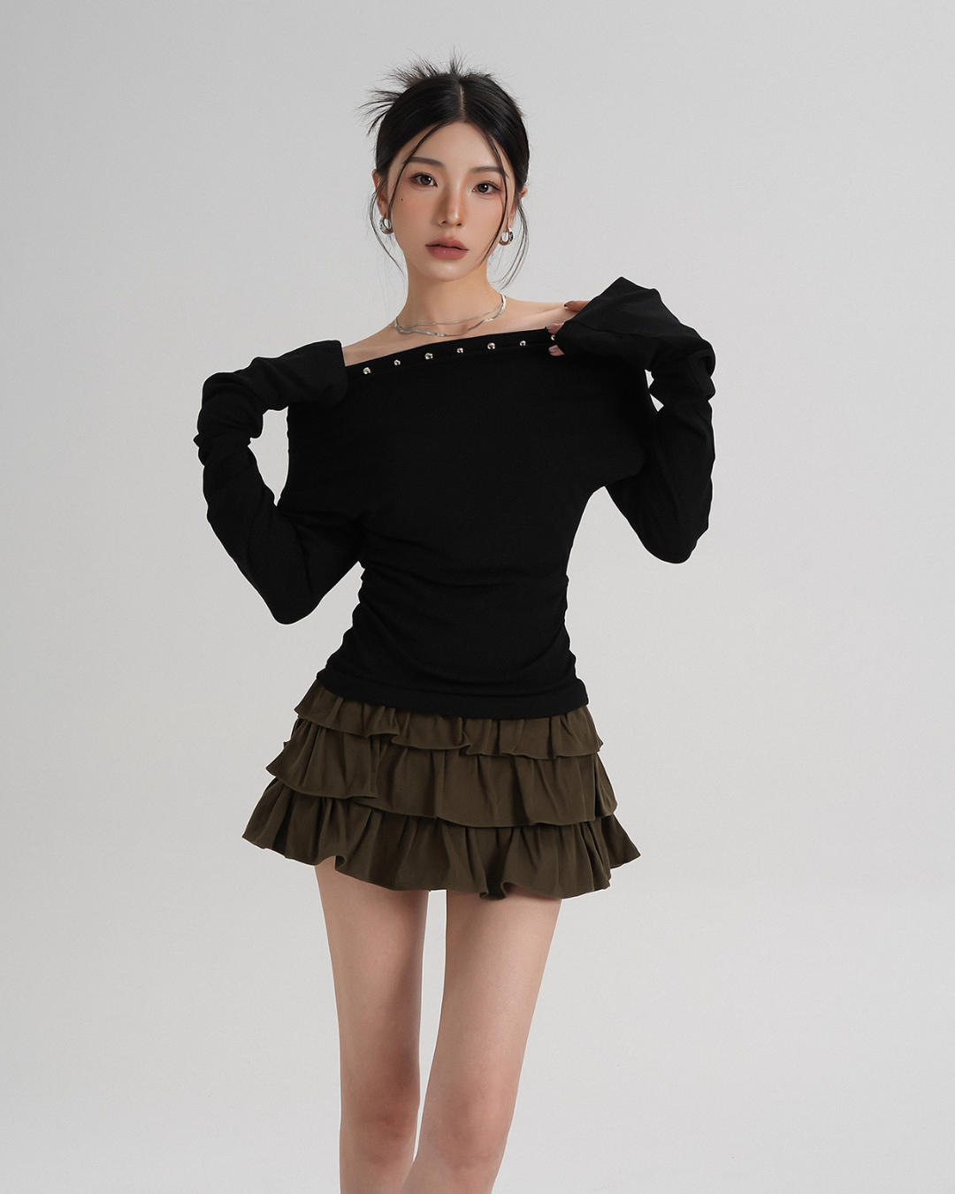 Off-Shoulder Long Sleeve Top SRS0354