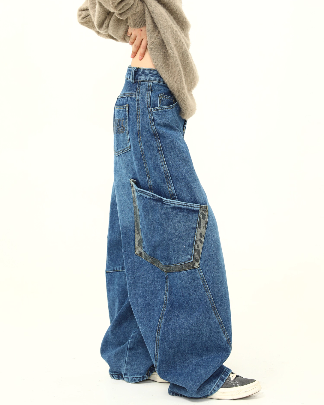 Retro Curve Wide Denim Pants WDZ0030