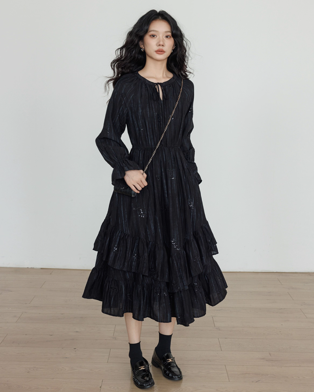 Crew Neck Long Sleeve Sequin Dress VAS0168