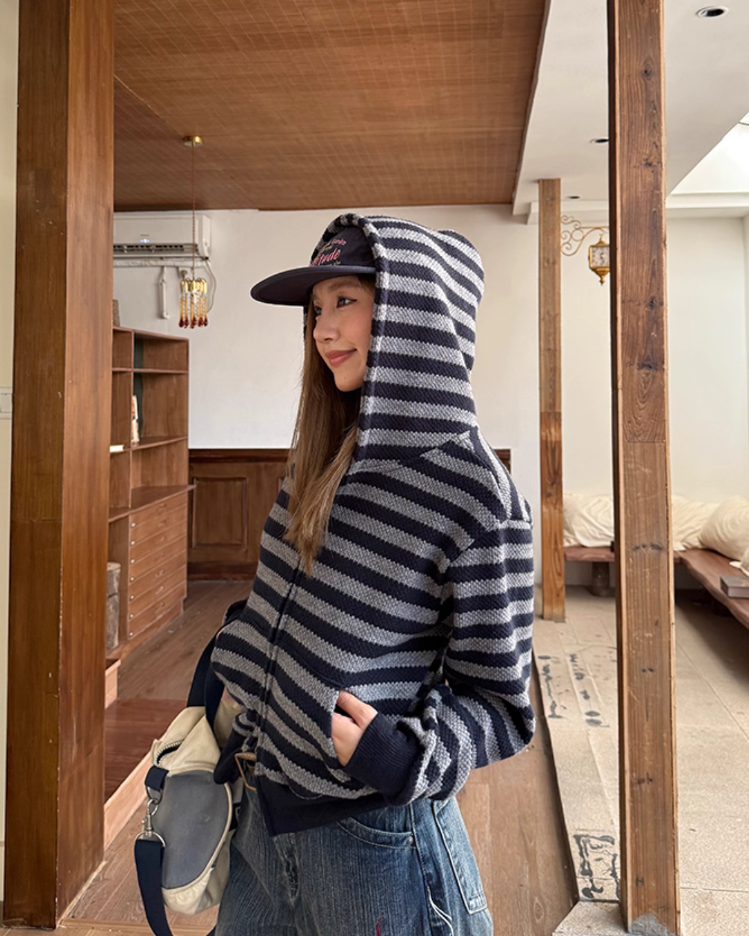 Border Zip-Up Hoodie CYE0045