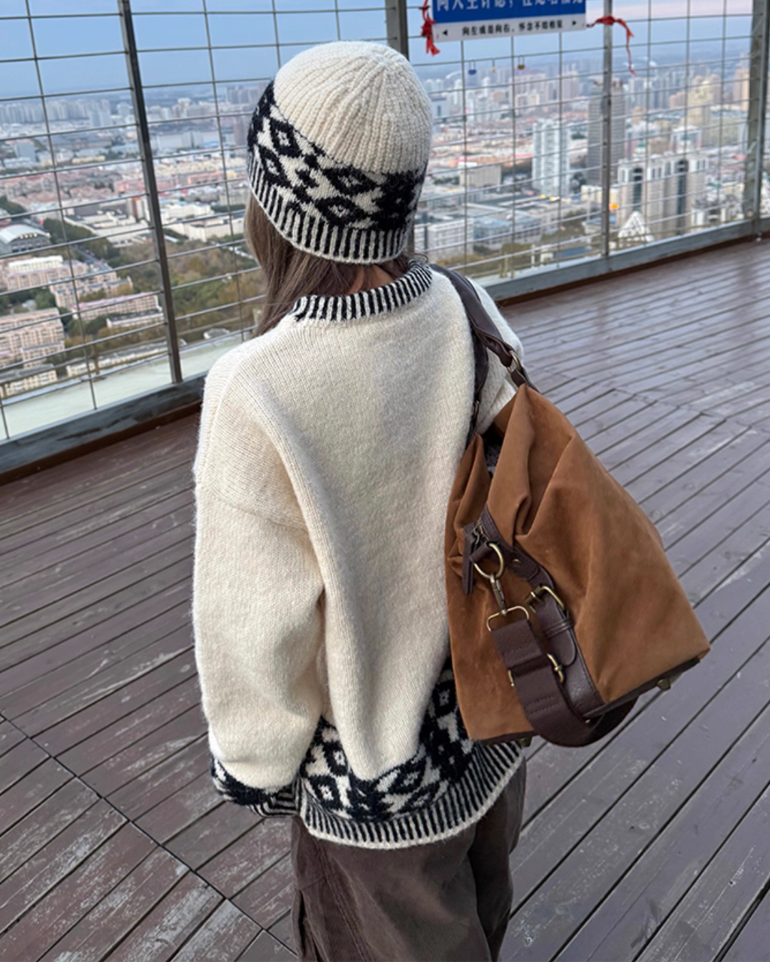 Crew Neck Jacquard Knit CYE0059