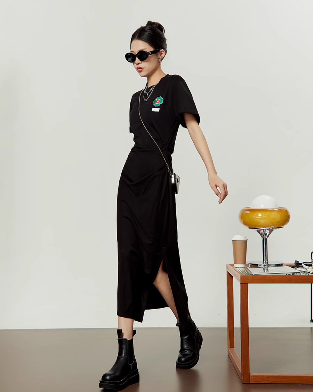 Black Short Sleeve Crew Neck Dress LLA0045