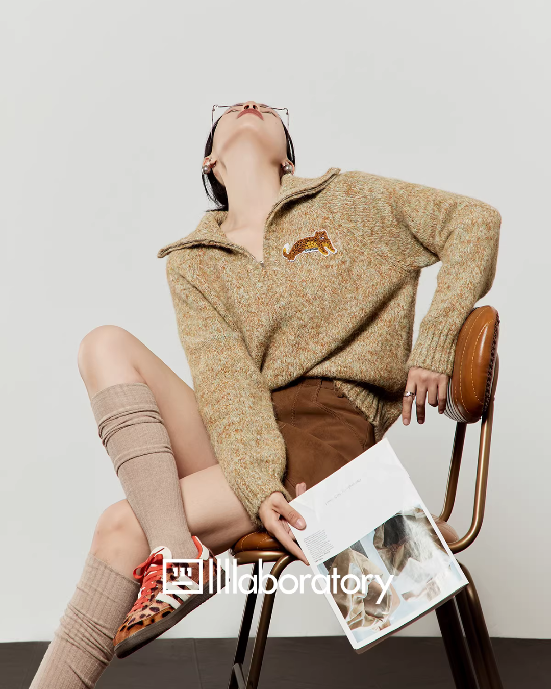 Half-Zip Casual Knit / A-Line Mini Skirt LLA0589