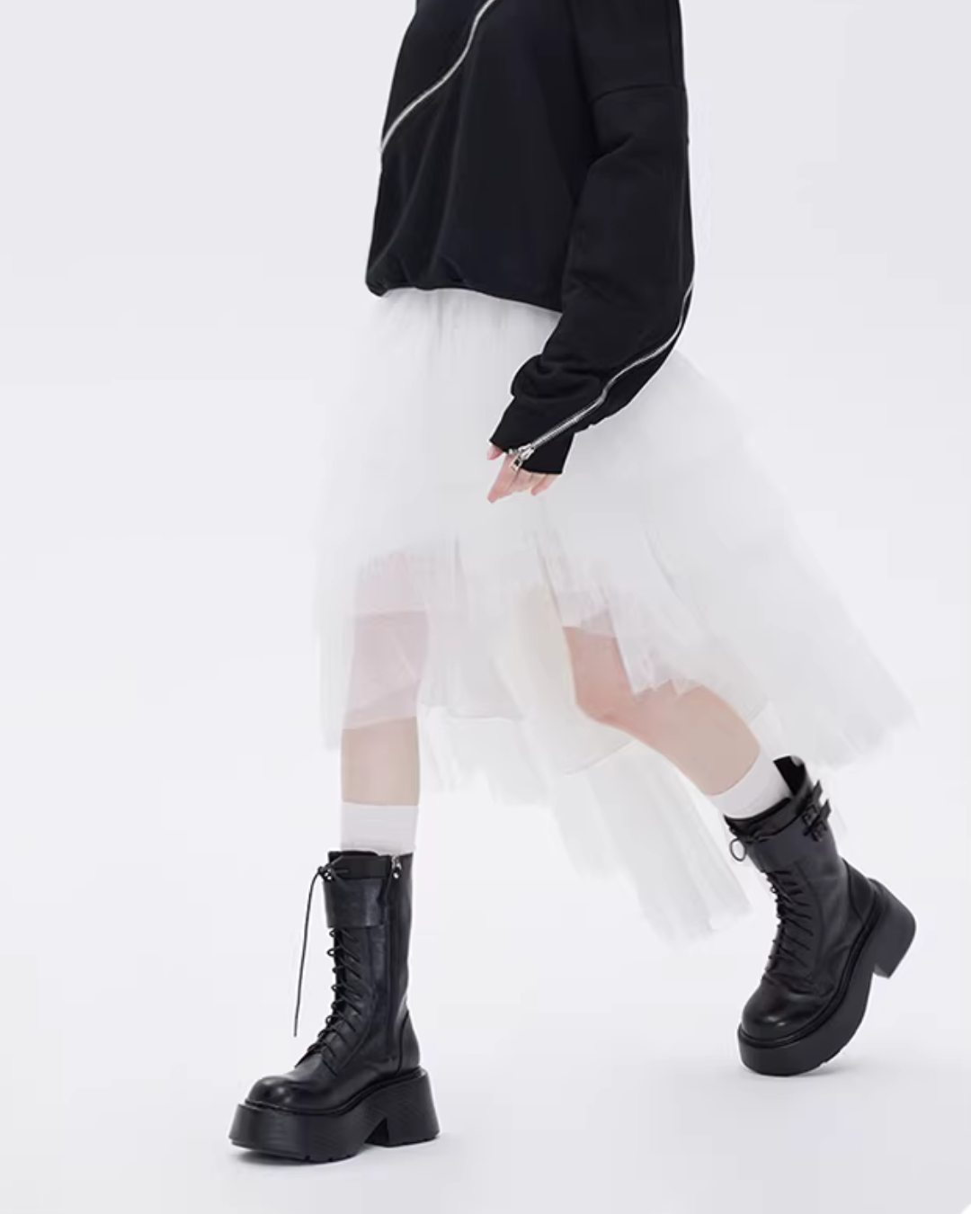 Buckled Irregular Tulle Skirt SHN0006
