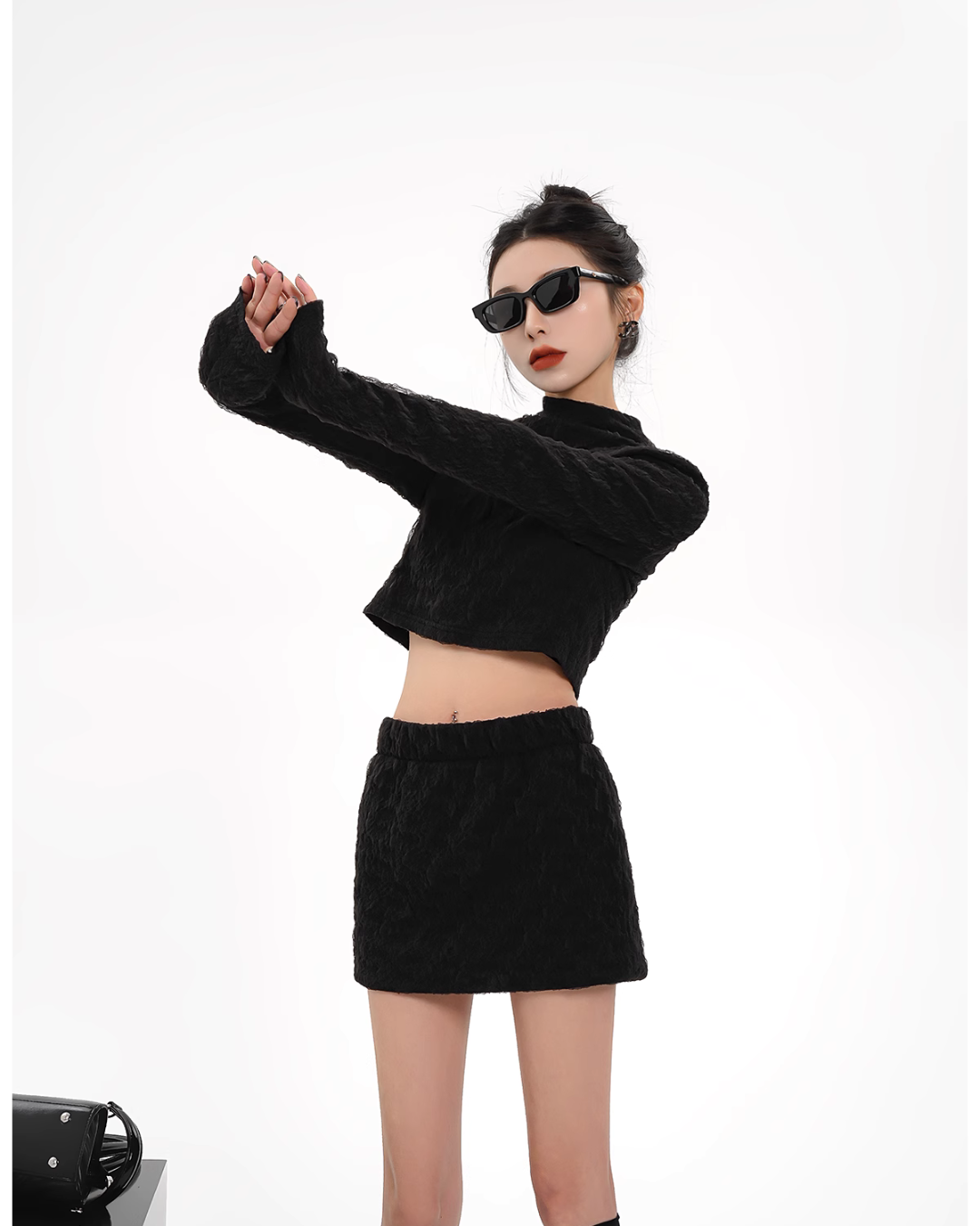 Cropped Mock Neck Tops / Trapezoidal Mini Skirt SRS0270