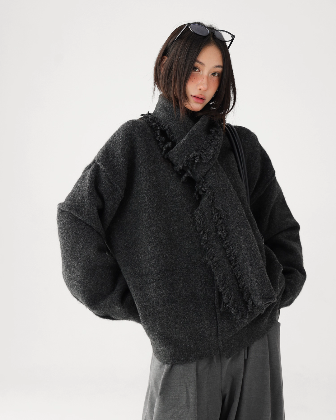 Round-Neck Pullover Knit / Scarf ACS0312