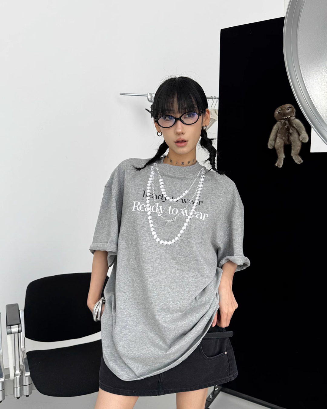 Pearl Necklace Print T-Shirt ACS0126