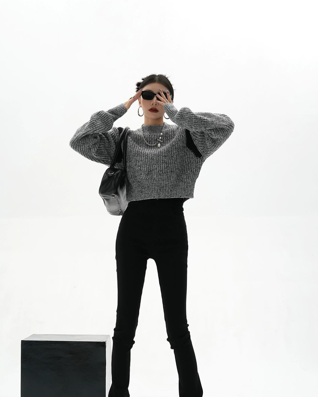 Round Neck Sweater SRS0192