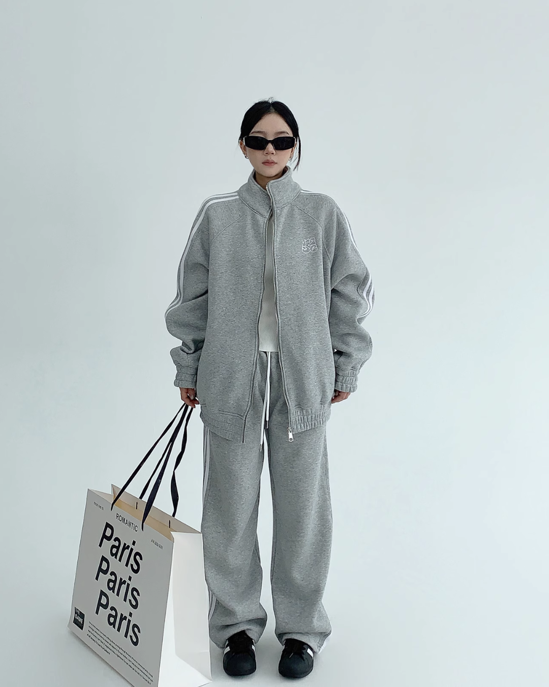 Sideline Stand Neck Jacket / Wide Sweatpants YLS0536