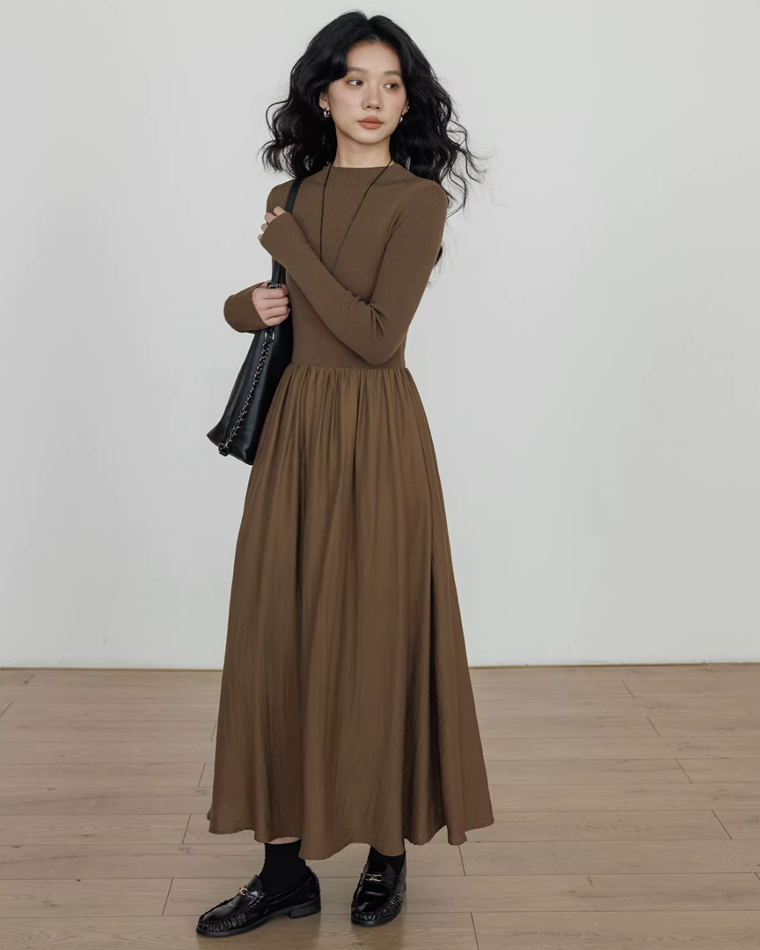 Mock Neck Top Docking Flare Skirt VAS0183