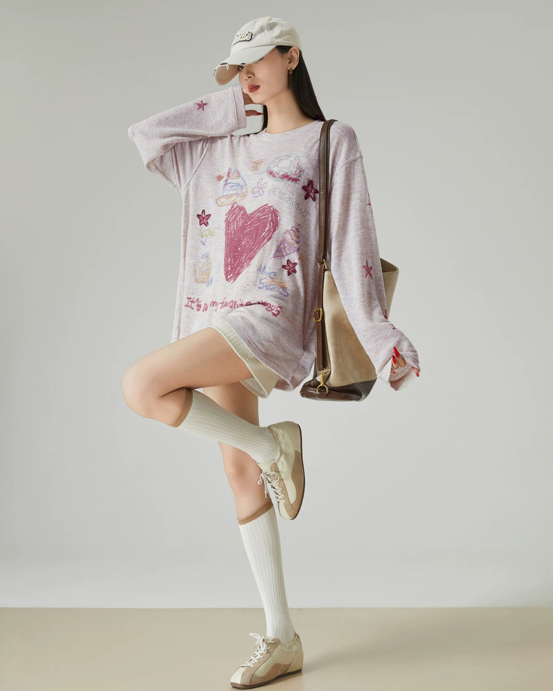 Graphic Oversized Long-Sleeve T-Shirt FER0230