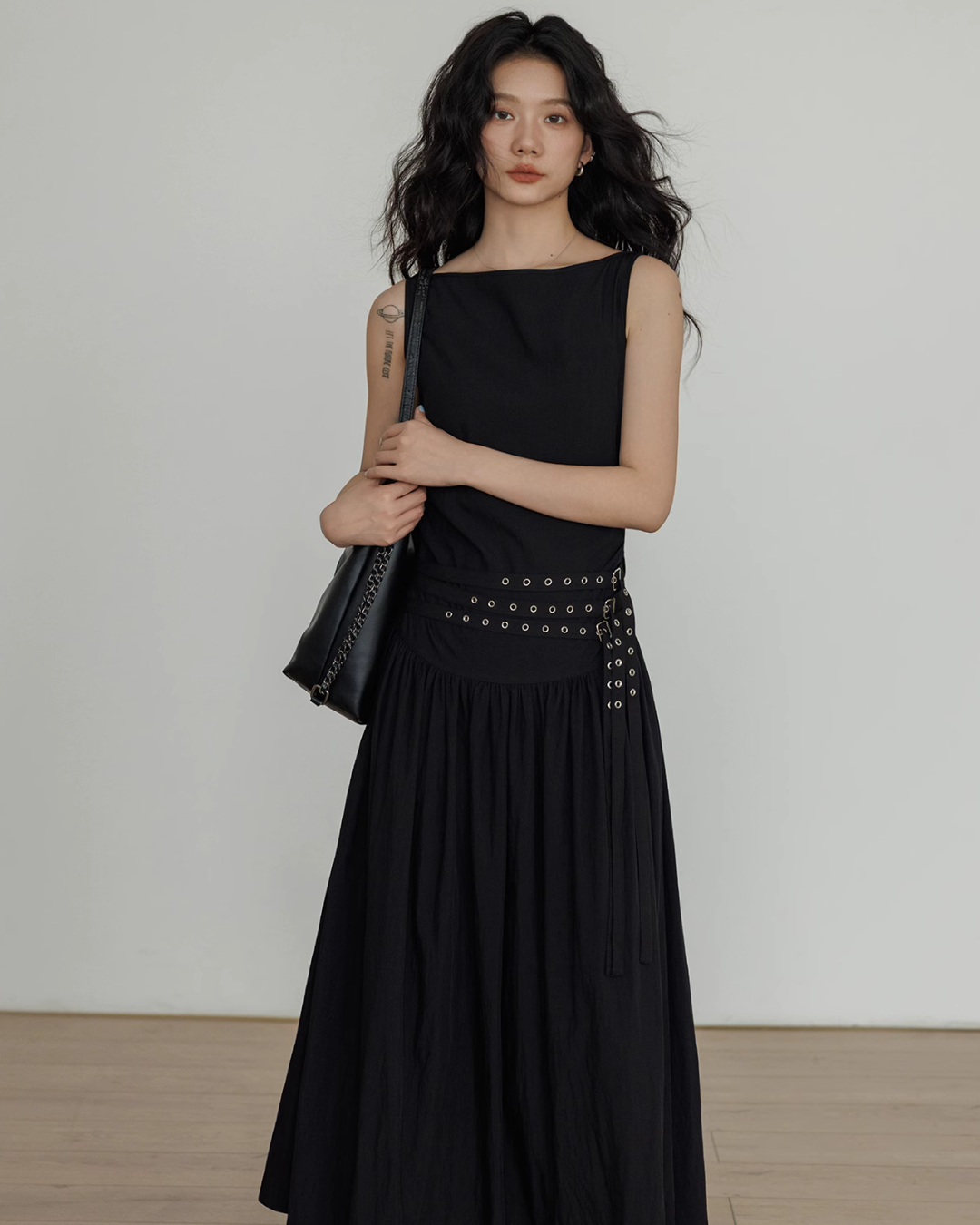 Sleeveless Belt Long Dress VAS0112