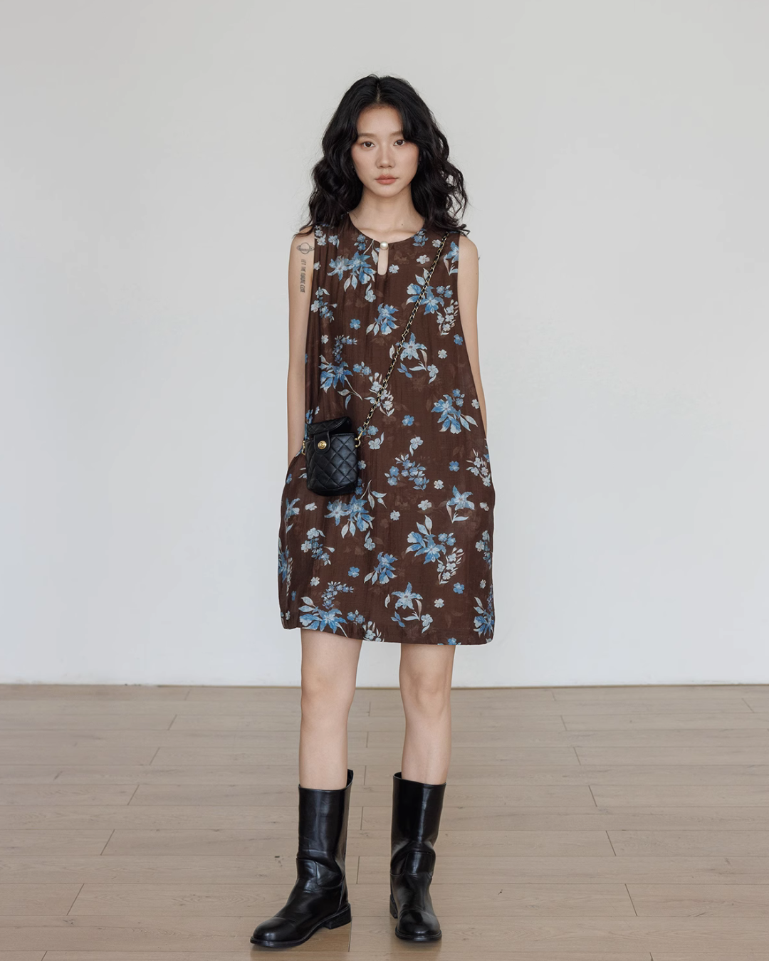 Retro Flower Design Sleeveless Dress VAS0102