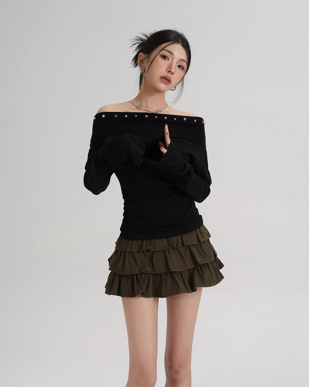 Off-Shoulder Long Sleeve Top SRS0354