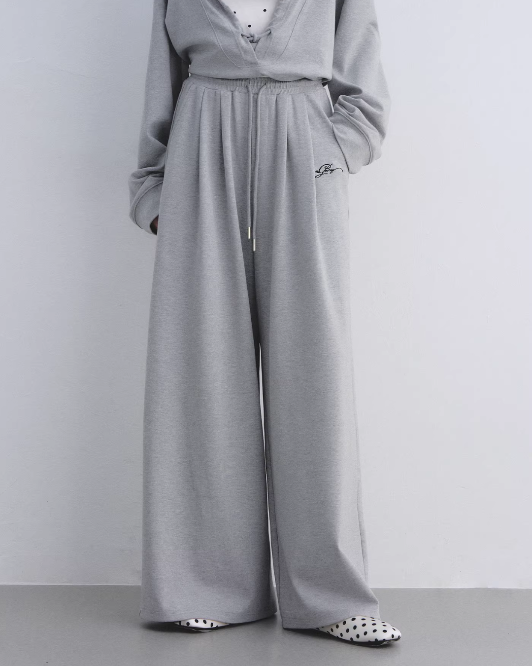 Polka Dot Vest V-Neck Hoodie / Loose Casual Sweatpants ASG0080