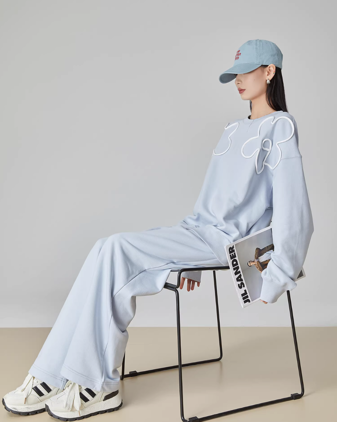 Floral Decorative Crewneck Pullover Top / Wide-Leg Pants FER0040