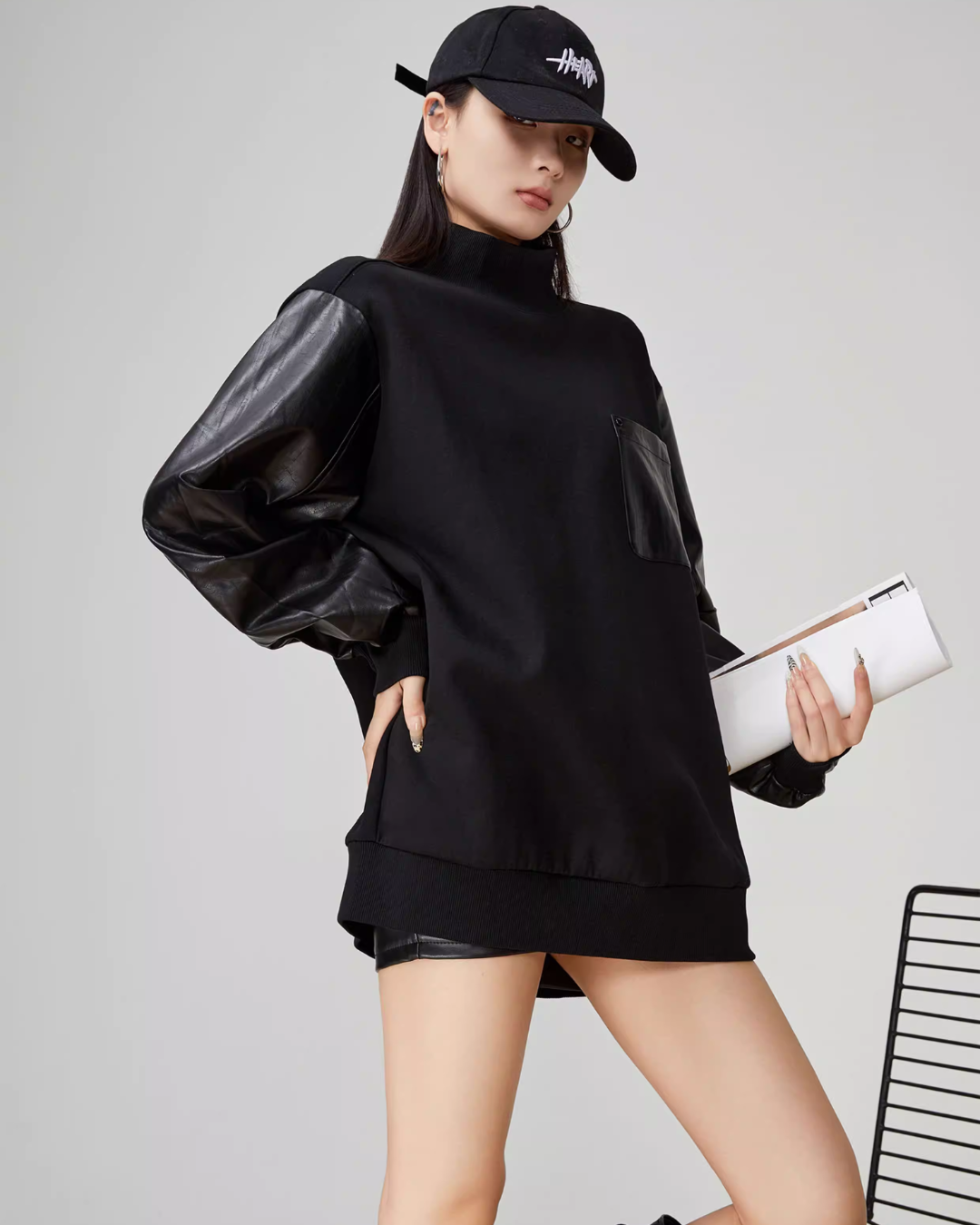 High-Neck Pullover Sweatshirt FER0059