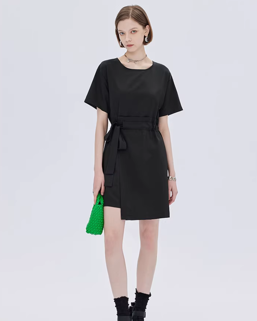 Round Neck Waist Ribbon Mini Dress SHN0054