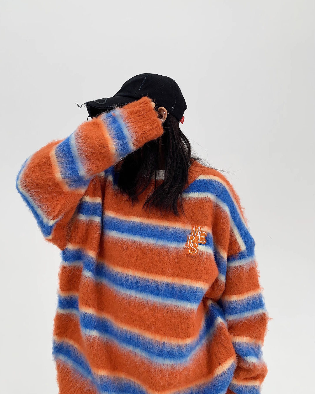 Border Shaggy Knit Tops YLS0713