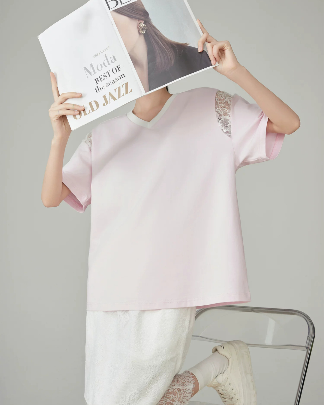 V-Neck Lace Splice Short Sleeve Top FER0158