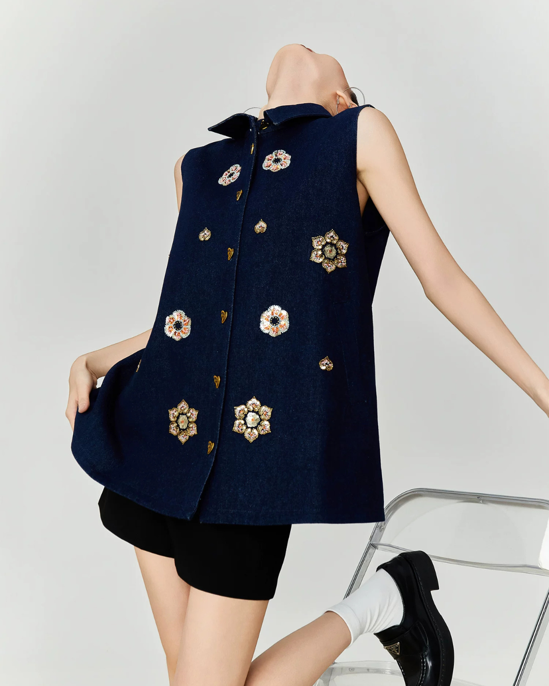 Flower Bijou Flare Silhouette Vest FER0340