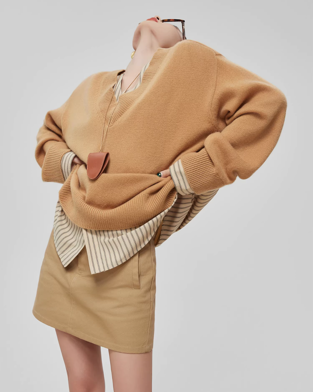 V-Neck Long Sleeve Knit Docking Shirt FER0037