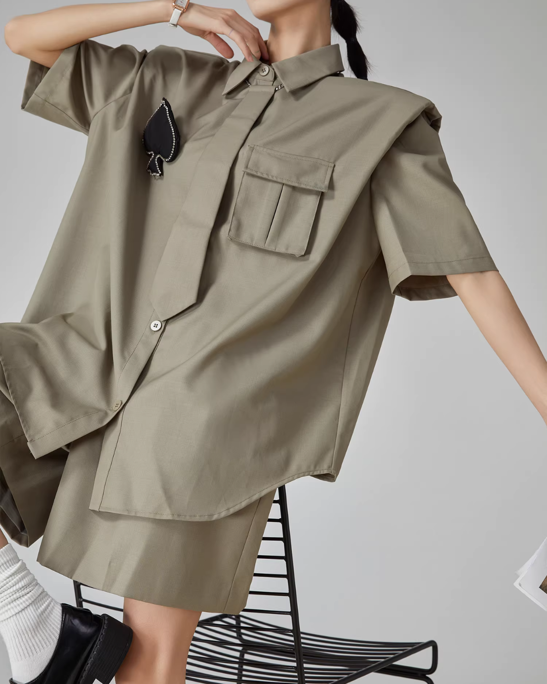 Spade Lace-Up Short-Sleeve Shirt / Shorts FER0088