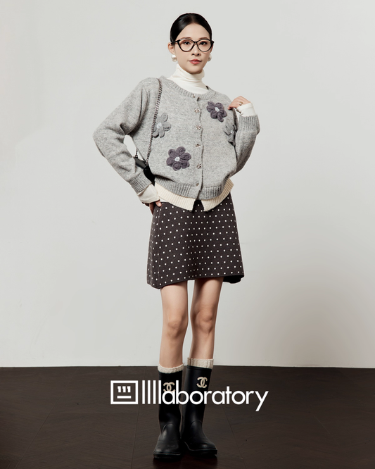 Flower Motif Knit Cardigan / Polka Dot Mini Skirt LLA0571