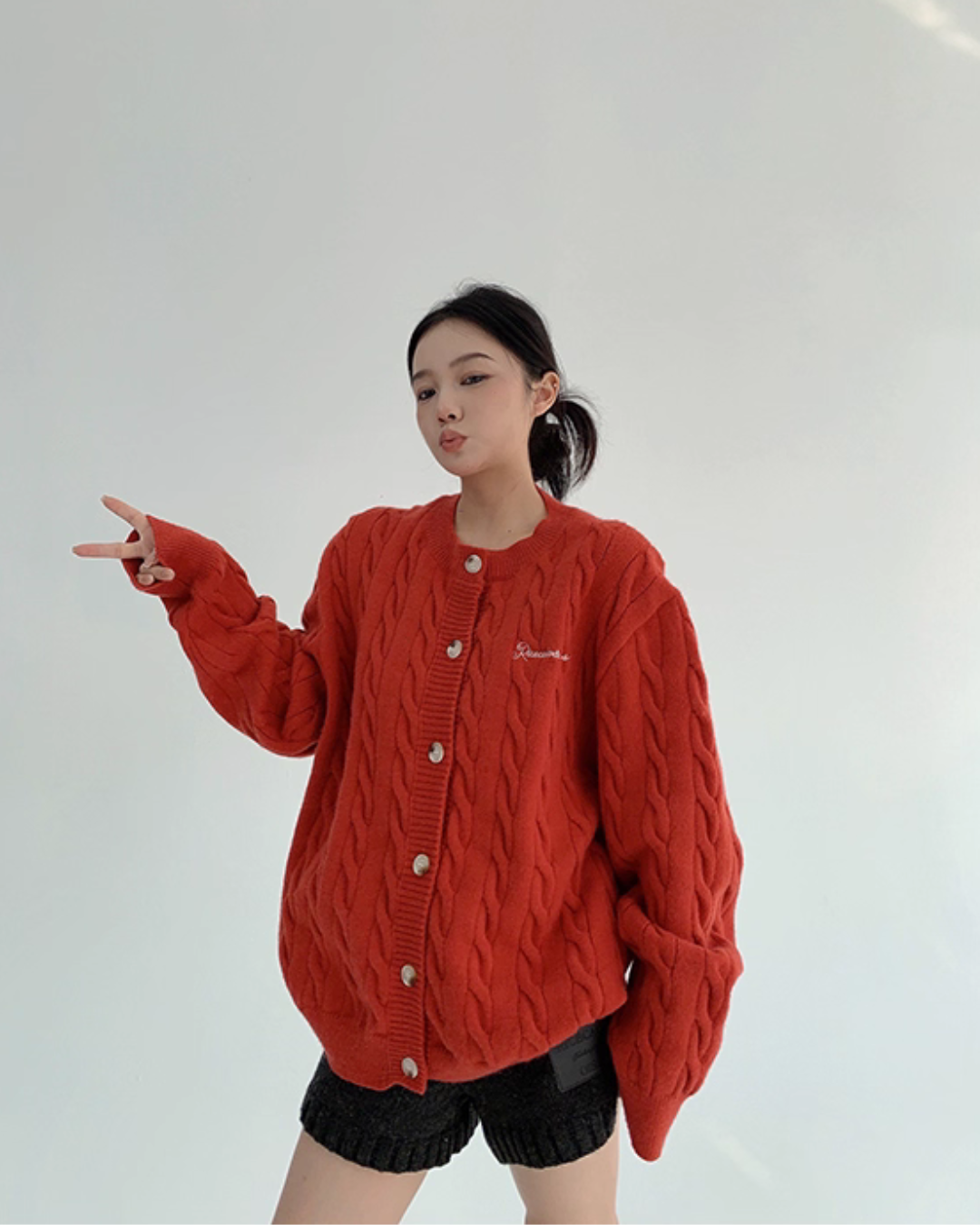 Round Neck Cable Knit Cardigan YLS0978