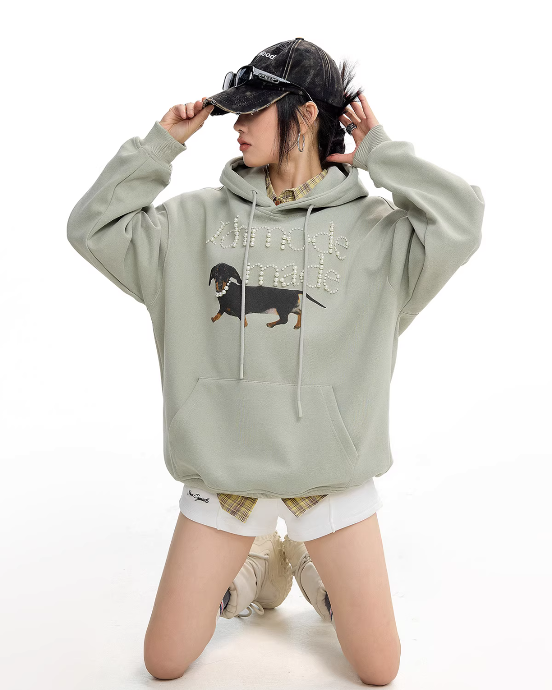 Dog Pearl Logo Sweat Hoodie ICM0090