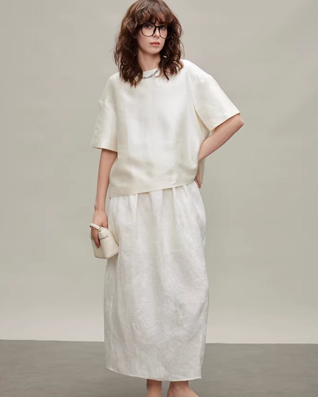 Silk Short-Sleeve Top / Silk Embroidered Half Skirt TEO0009