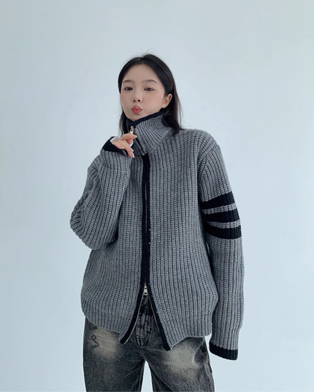 Stand Neck Double Zip Knit YLS0968