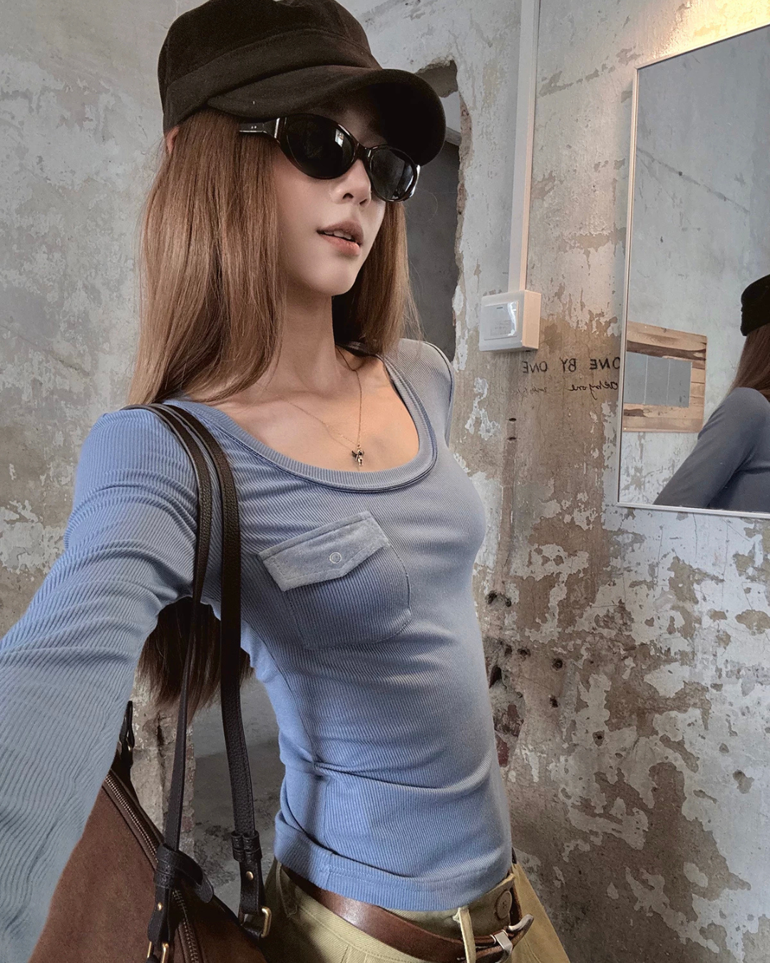 U-Neck Pocket Long Sleeve T-Shirt WWP0005