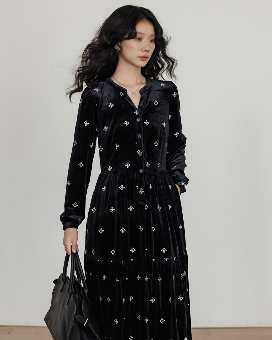V-Neck Velvet Long Dress VAS0177