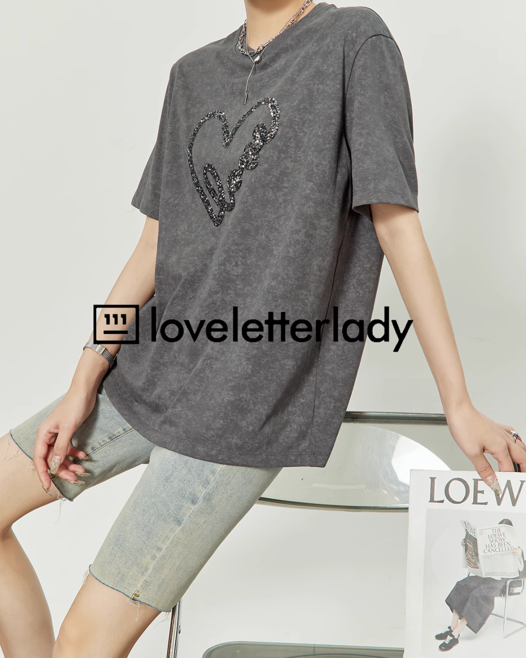 Gray Heart Logo T-shirt LLA0221