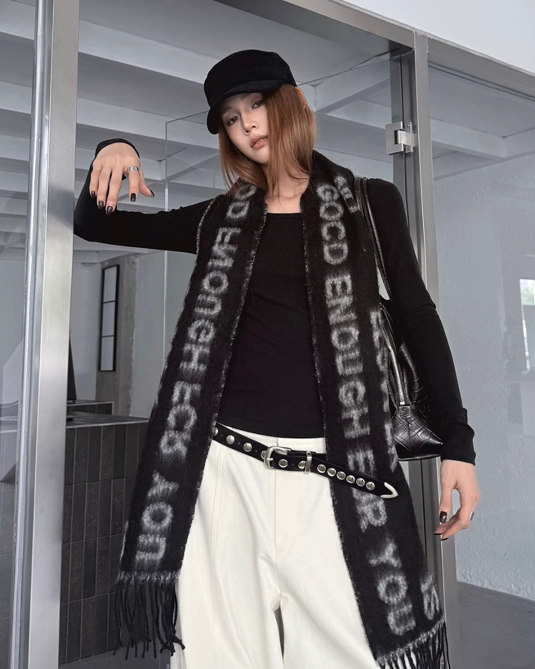 Round Neck Long-Sleeve T-Shirt WWP0001