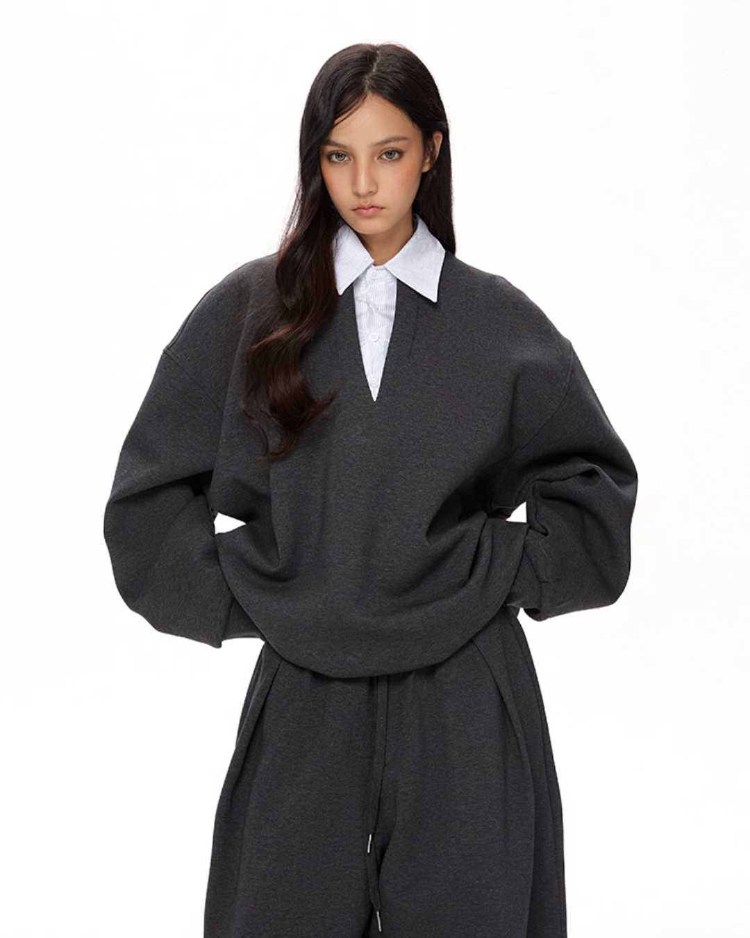 V-Neck Knit Top / Loose Sweatpants VAT0008