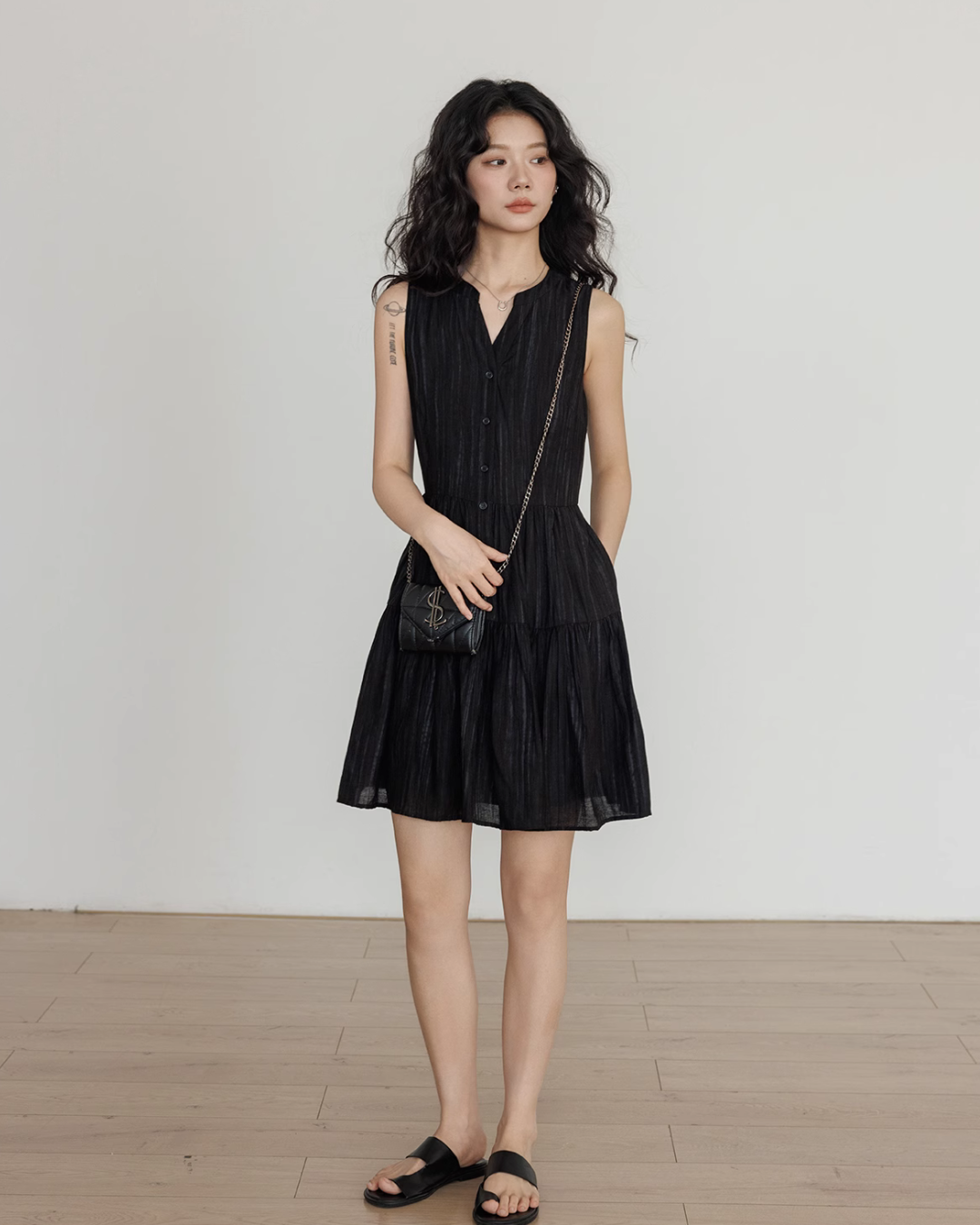 Key Neck Chiffon Sleeveless Dress VAS0118