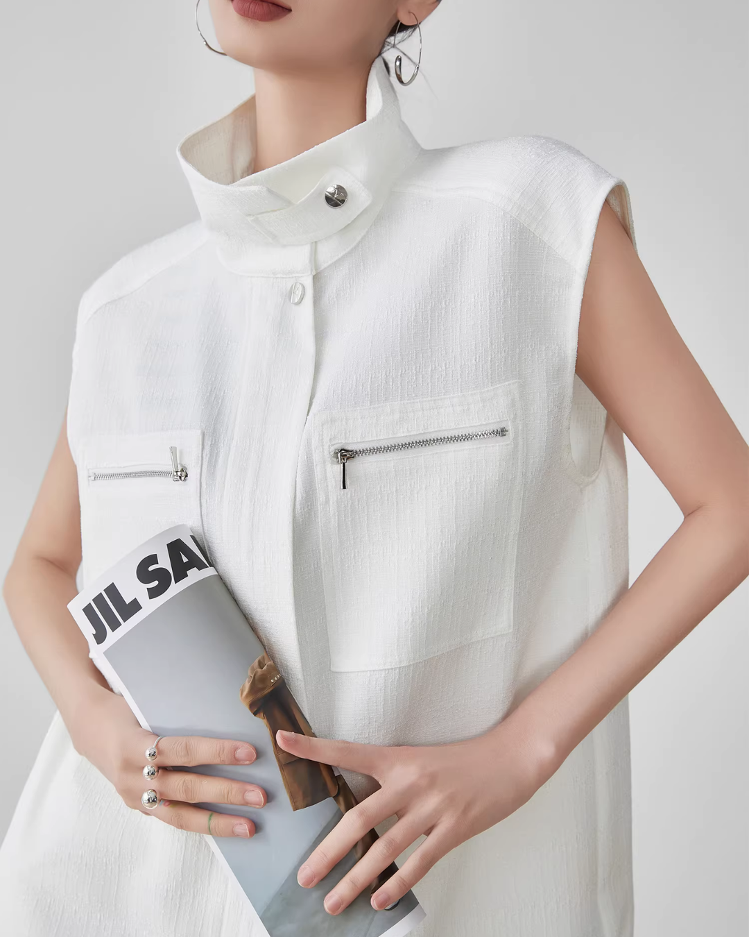 Sleeveless Jacket-Style Vest / High-Waist Short Pants FER0111
