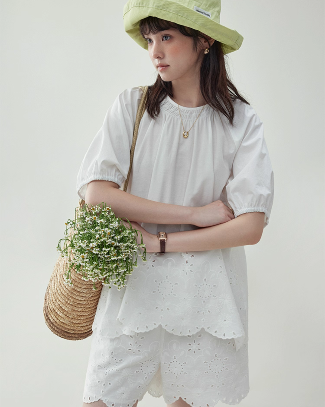 Scalloped Embroidery Lace Blouse / Shorts AMU0028