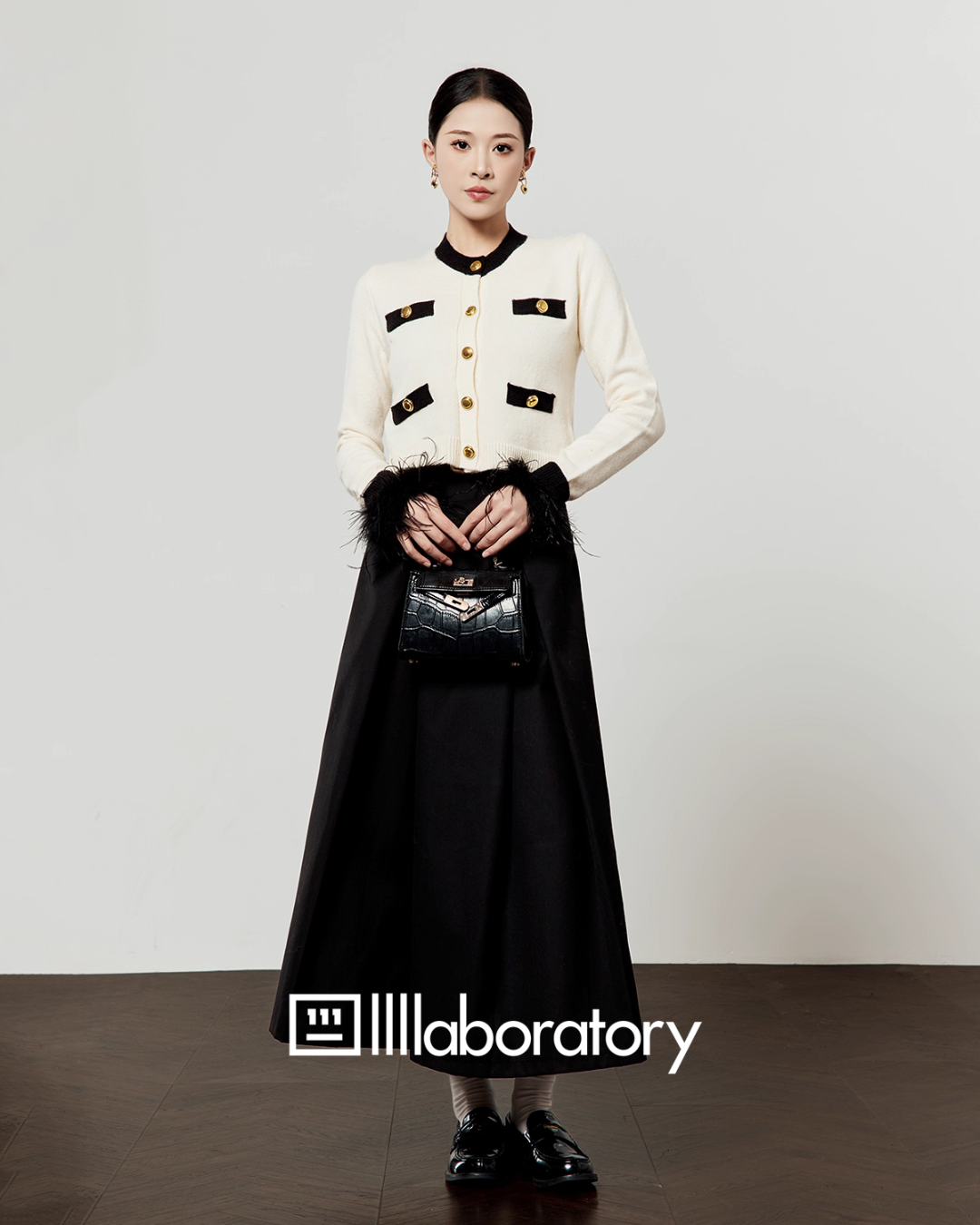 Gold Button Classical Knit Top LLA0554