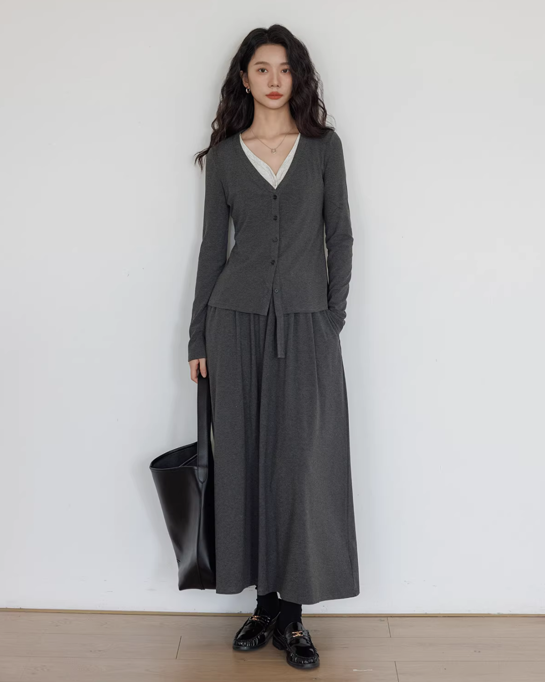 V-neck Basic Top/Long Skirt VAS0178