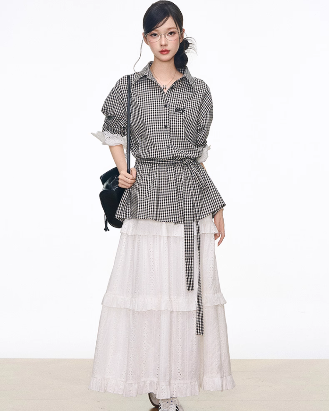 Black Grid Patchwork Lace Shirt / White Hollow Cake Long Skirt WEO0067